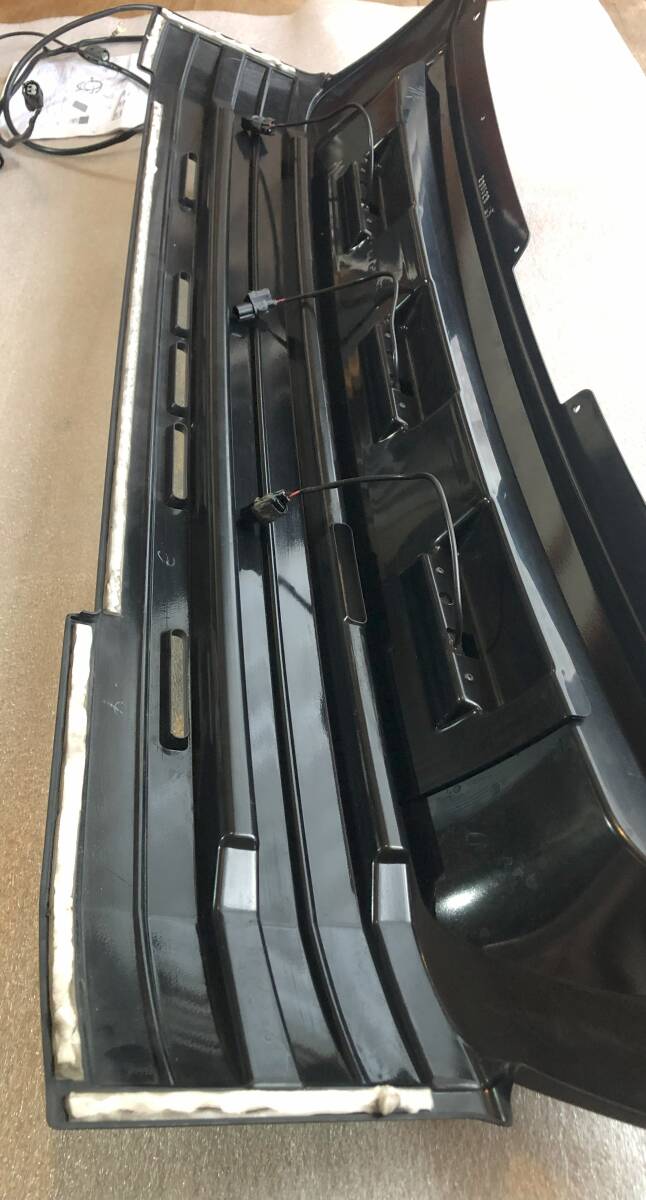 中古 JAOS ジャオス フロントグリル 自家塗装品 デリカD:5 アーバンギア不可_画像4