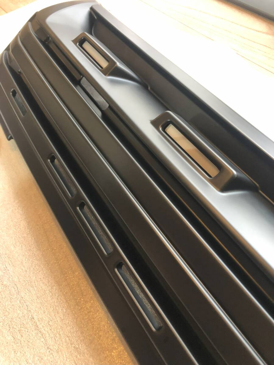 中古 JAOS ジャオス フロントグリル 自家塗装品 デリカD:5 アーバンギア不可_画像5