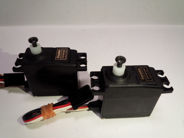 フタバ 製 ミニ サーボ FP-S135 2 個 セット    1_画像1