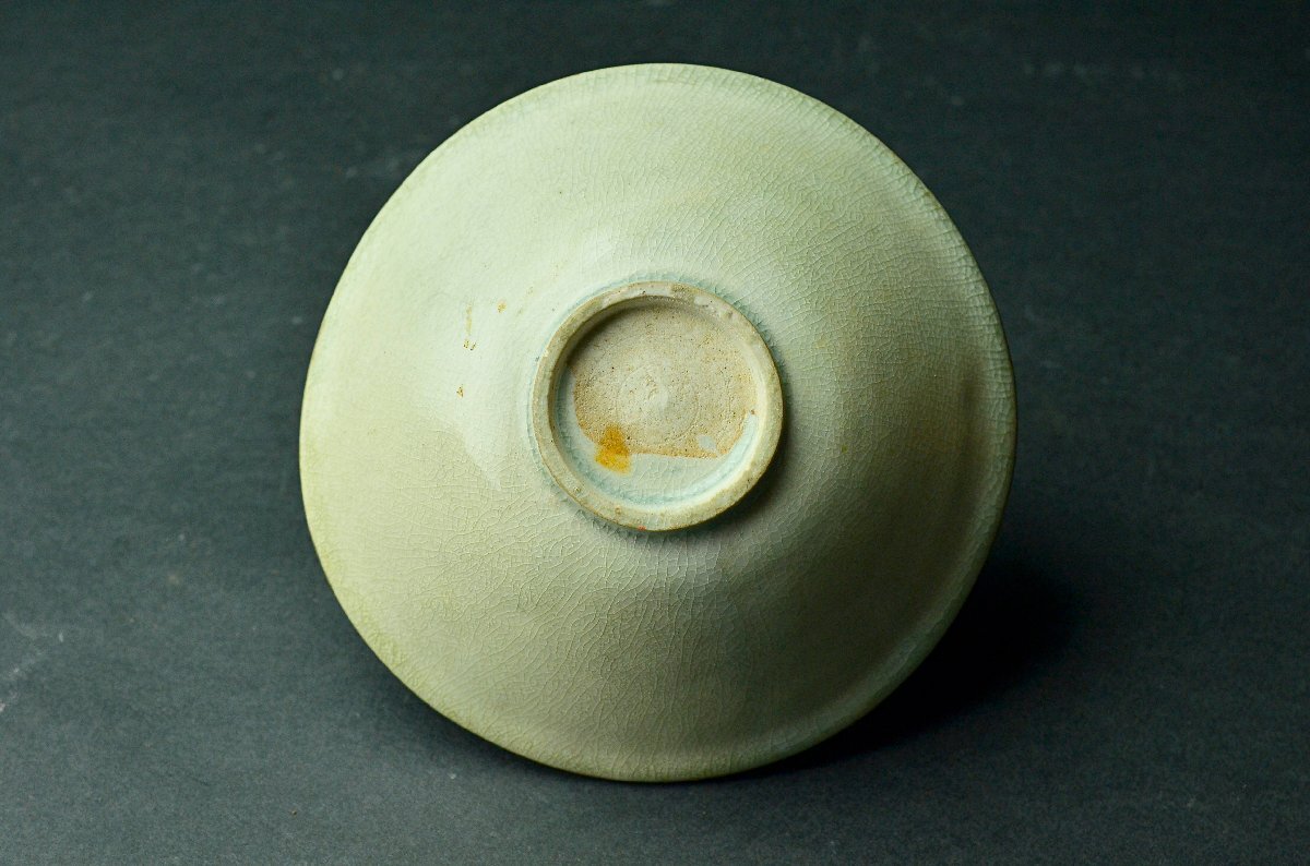 【YB】宋代青白磁陰刻銀覆輪花草紋碗・影青包銀刻花草紋鉢・桐箱付属 上りの良い作品。 ★中国南宋古玩骨董25Y913の画像6