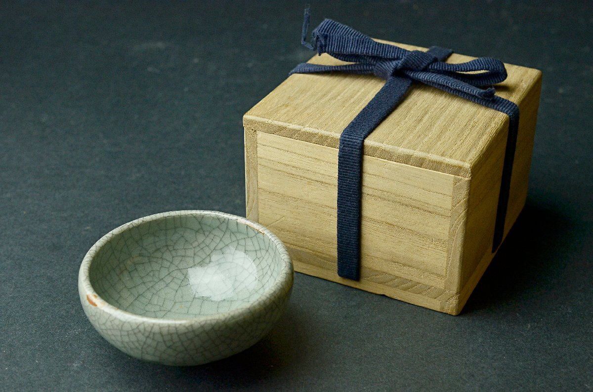 【YB】哥窯青磁杯・桐箱付属 ★中国酒器古玩骨董25Y985の画像9