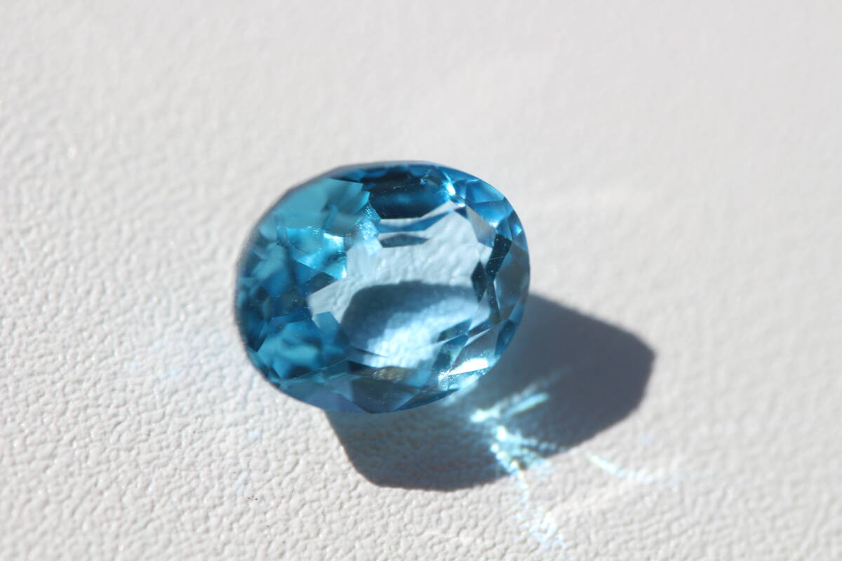 スイスブルートパーズ 2.825ct ルース_画像4