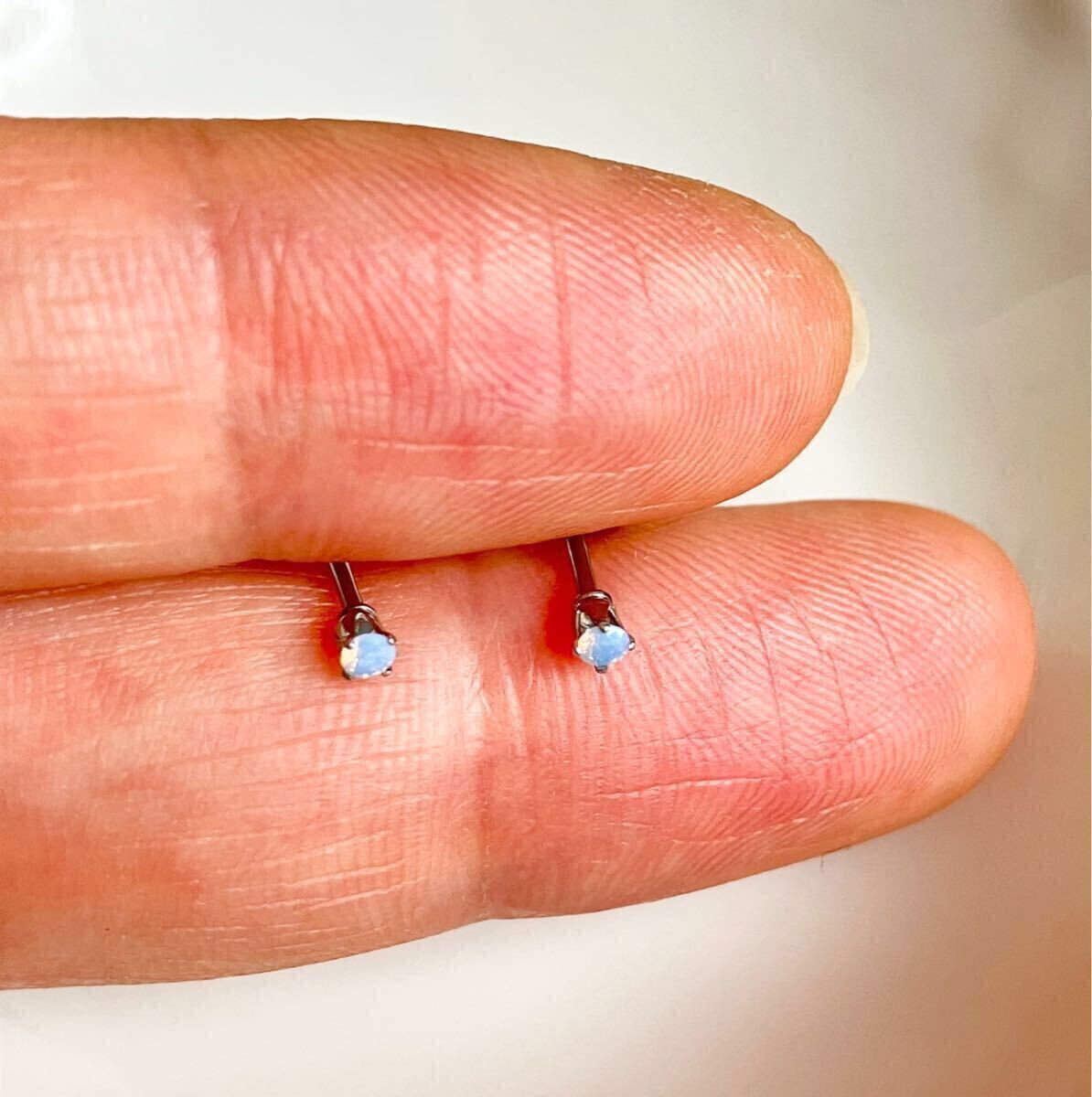 新品 316l サージカルステンレス AAA CZ オパールピアス 2mm シルバー 銀 オパール 誕生石 金属アレルギー対応 プレゼント 誕生石 送料無料_画像9