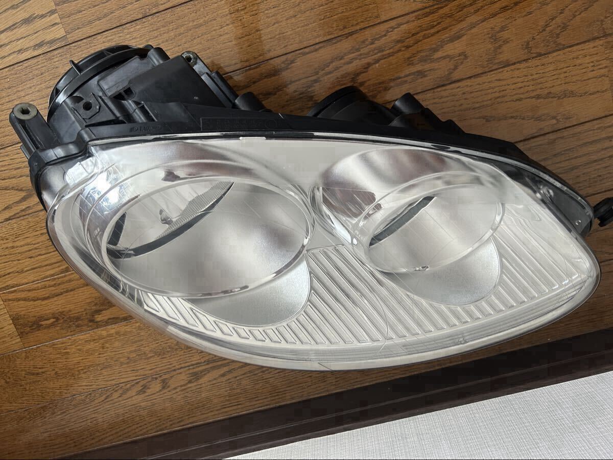 VW フォルクワーゲン　ゴルフ5 右側ヘッドライト　USED_画像5