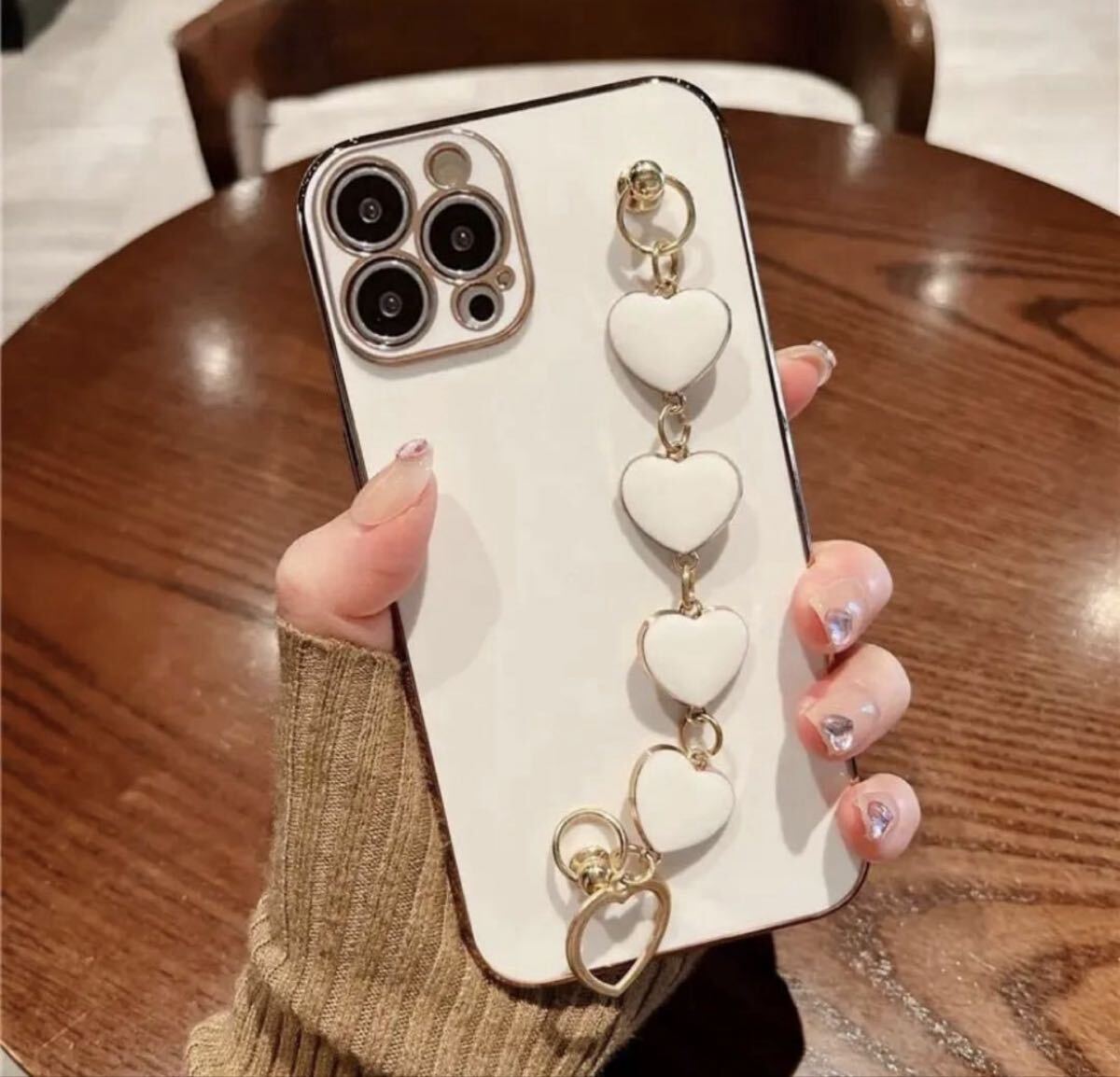 iPhoneケース ハート 持ち手付き ホワイト ハードケース 落下防止_画像4