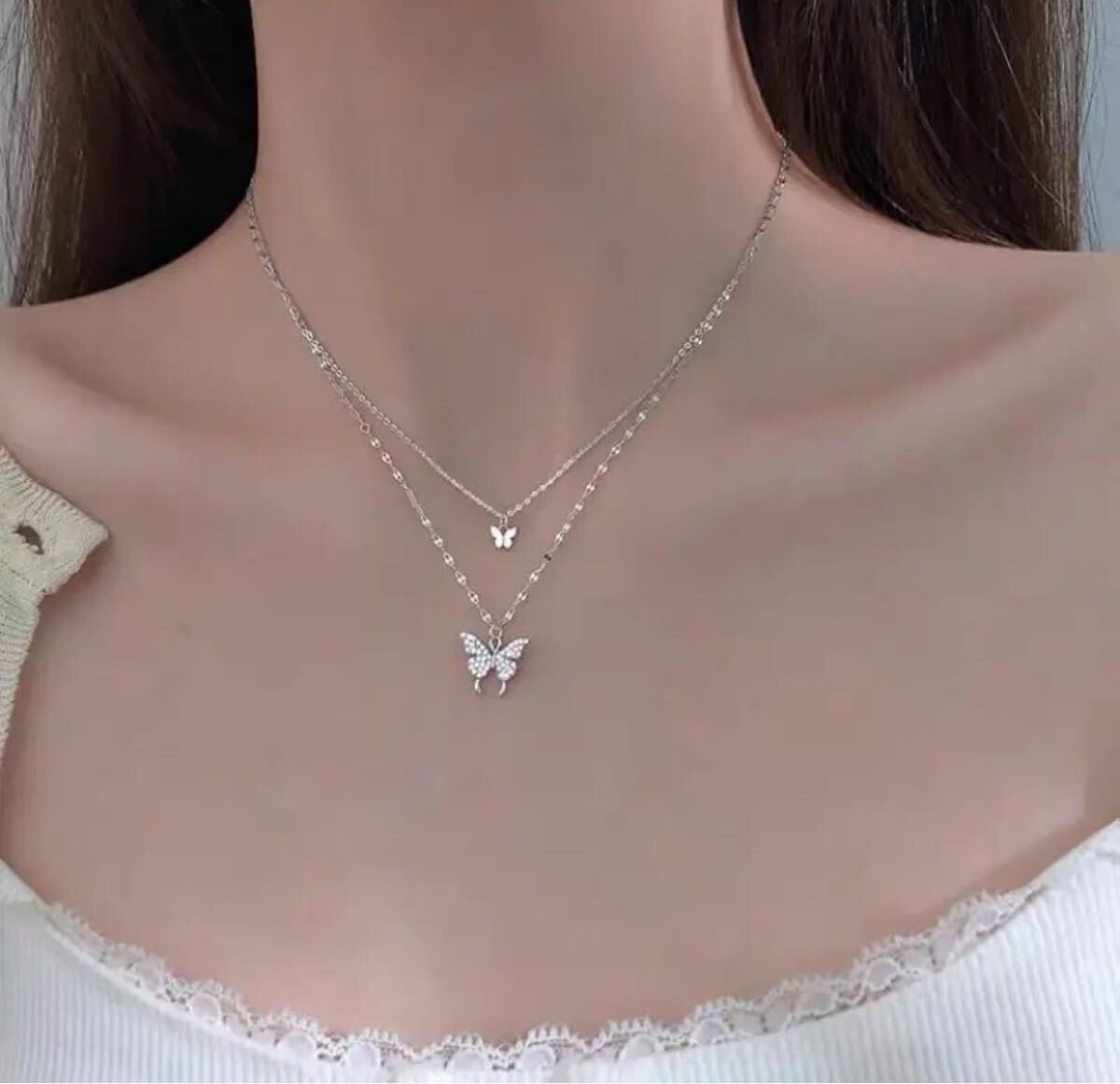 シルバー ネックレス 蝶モチーフ_画像1