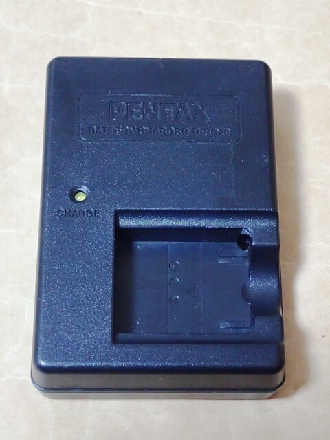 [ PENTAX D-LI78 用 バッテリー充電器 D-BC78J ]_画像2