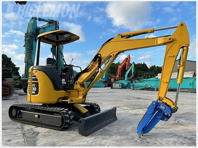  Mini гидравлический экскаватор ( Mini Yumbo ) Komatsu PC30MR-3 2011 год 2,158h [ обслуживание покрашен ] мульти-,EPA * вилка оборудован 