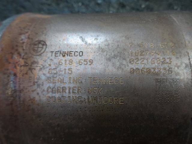 ◆BMW　F20/118　1A16　触媒　キャタライザー　ハニカム　レアもの 15年のF20/118_画像2