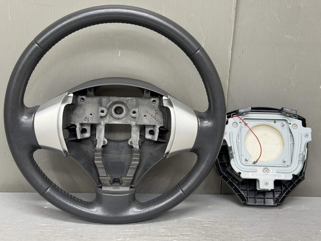 ワゴンR スティングレー X 2型 (MH23S) 純正 破損無 ステアリングホイール ハンドル ホーンパット p058831_画像10