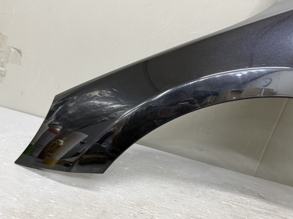 ボルボ V40 T4 右H (MB4164T) 純正 左前 フェンダーパネル ブラック系 黒系 左 フロント Volvo 破損無 p058755_画像4