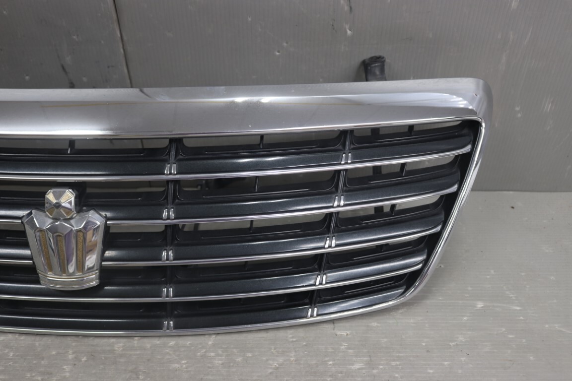 18 クラウン ロイヤルサルーンプレミアム 50TH エディション 前期(GRS180) 純正 フロントグリル 53111-30880 ラジエーターグリル p058323_画像4