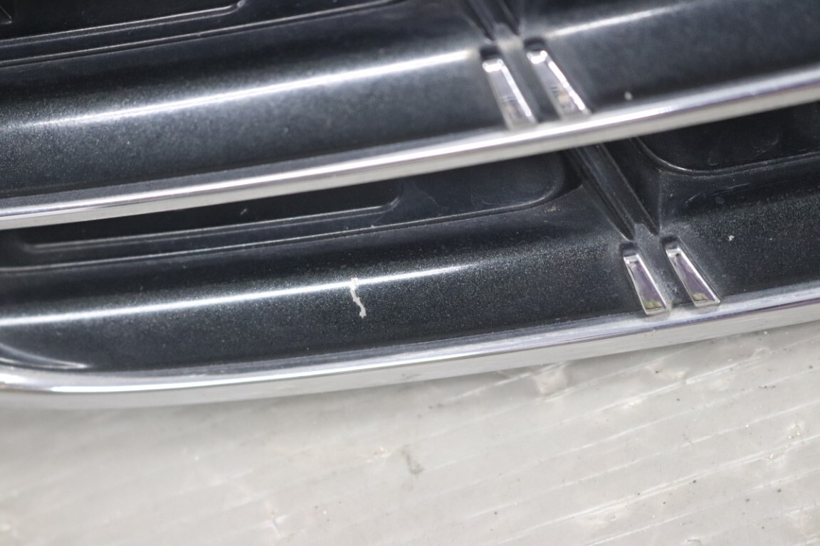 18 クラウン ロイヤルサルーンプレミアム 50TH エディション 前期(GRS180) 純正 フロントグリル 53111-30880 ラジエーターグリル p058323_画像6