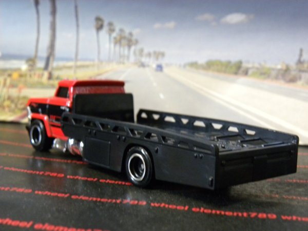 即決☆☆ルース ホライゾン ハウラー Horizon Hauler 　 プレミアムモデル メタルシャーシ リアルライダー HOT WHEELS_画像8