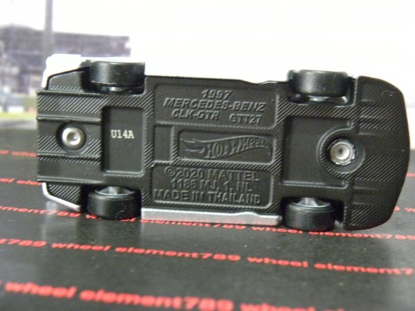 即決☆☆ルース 1997 MERCEDES-BENZ CLK-GTR メルセデスベンツ CLK-GTR ホットウィール プレミアムモデル メタルシャーシリアルライダー_画像10