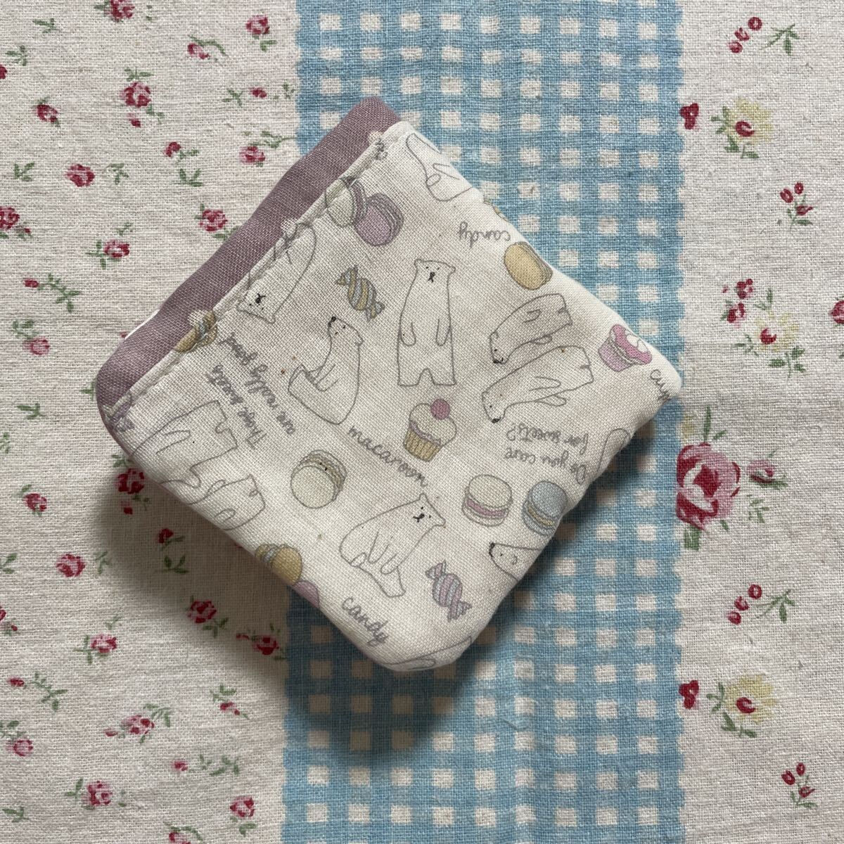 【ちょこっと訳あり】178B　ハンドメイド　ハンカチ　ハーフサイズ_画像1