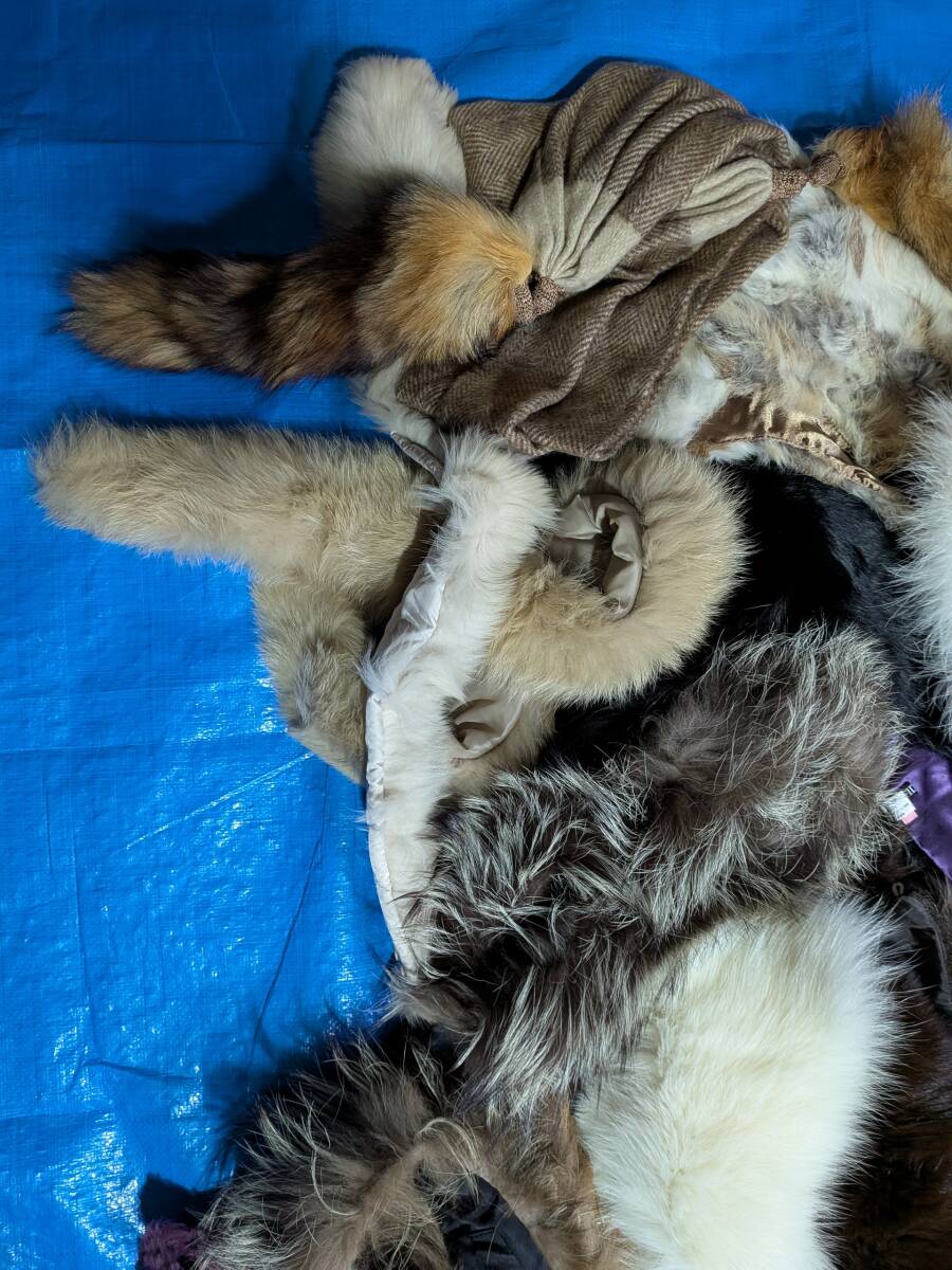 【No-2】■1円~売り切り■毛皮の卸売り■フリマ出品■リアルファー■マフラー・ショール(材料用含)等小物■複数点セット_画像2