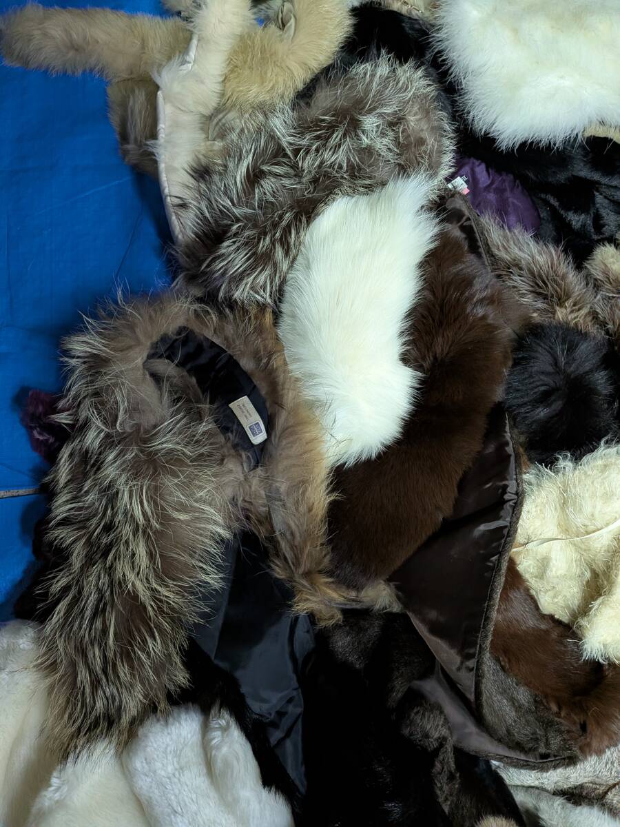 【No-2】■1円~売り切り■毛皮の卸売り■フリマ出品■リアルファー■マフラー・ショール(材料用含)等小物■複数点セット_画像3