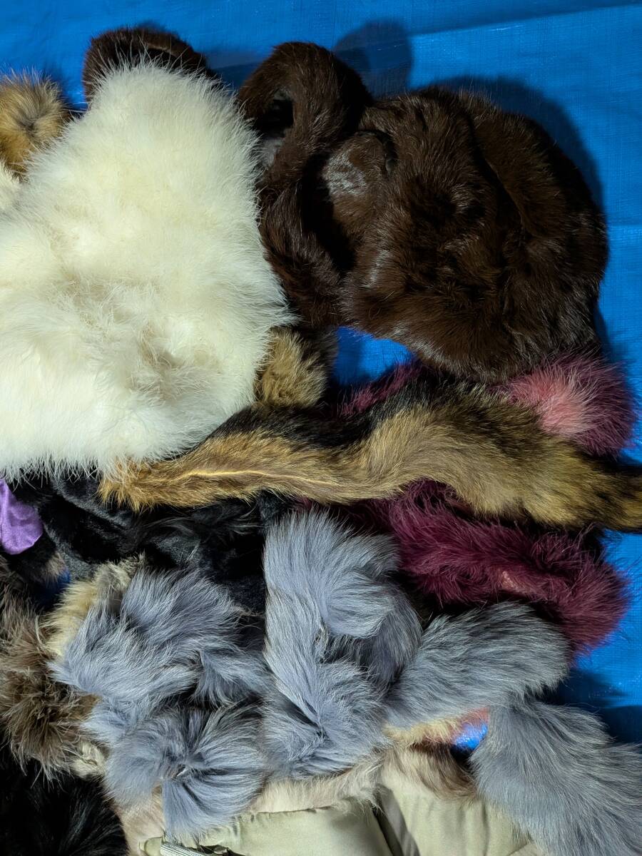 【No-2】■1円~売り切り■毛皮の卸売り■フリマ出品■リアルファー■マフラー・ショール(材料用含)等小物■複数点セット_画像8