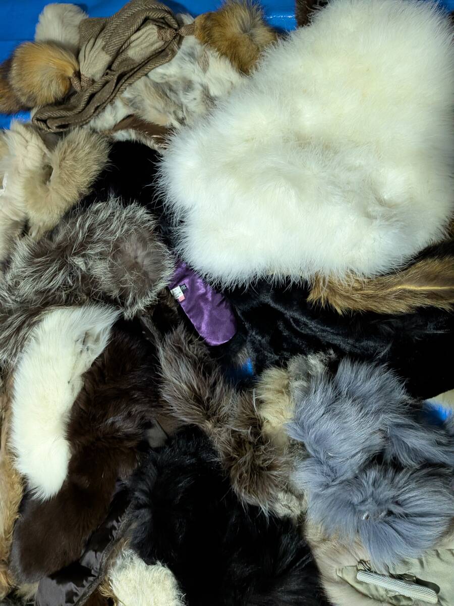 【No-2】■1円~売り切り■毛皮の卸売り■フリマ出品■リアルファー■マフラー・ショール(材料用含)等小物■複数点セット_画像9