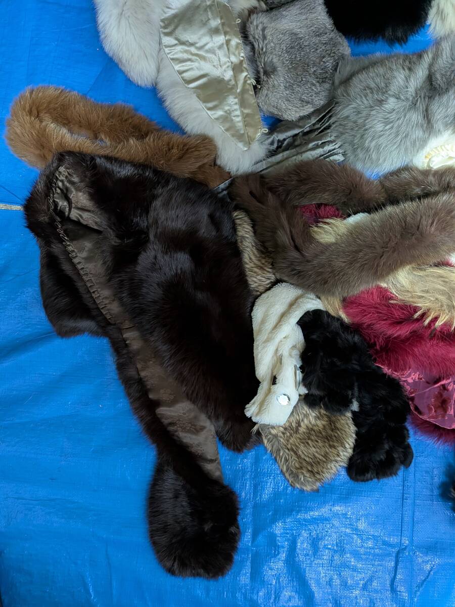 【No-8】■1円~売り切り■毛皮の卸売り■フリマ出品■リアルファー■マフラー・ショール(材料用含)等小物■複数点セット_画像3