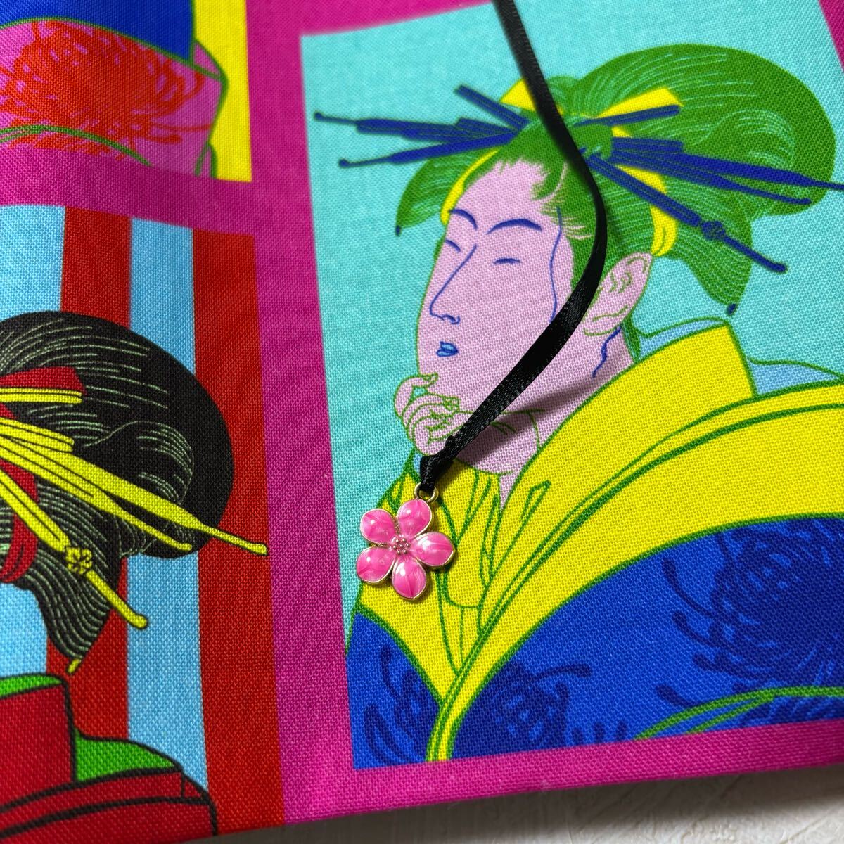 【単行本ブックカバー】浮世絵美人×花チャーム_画像4