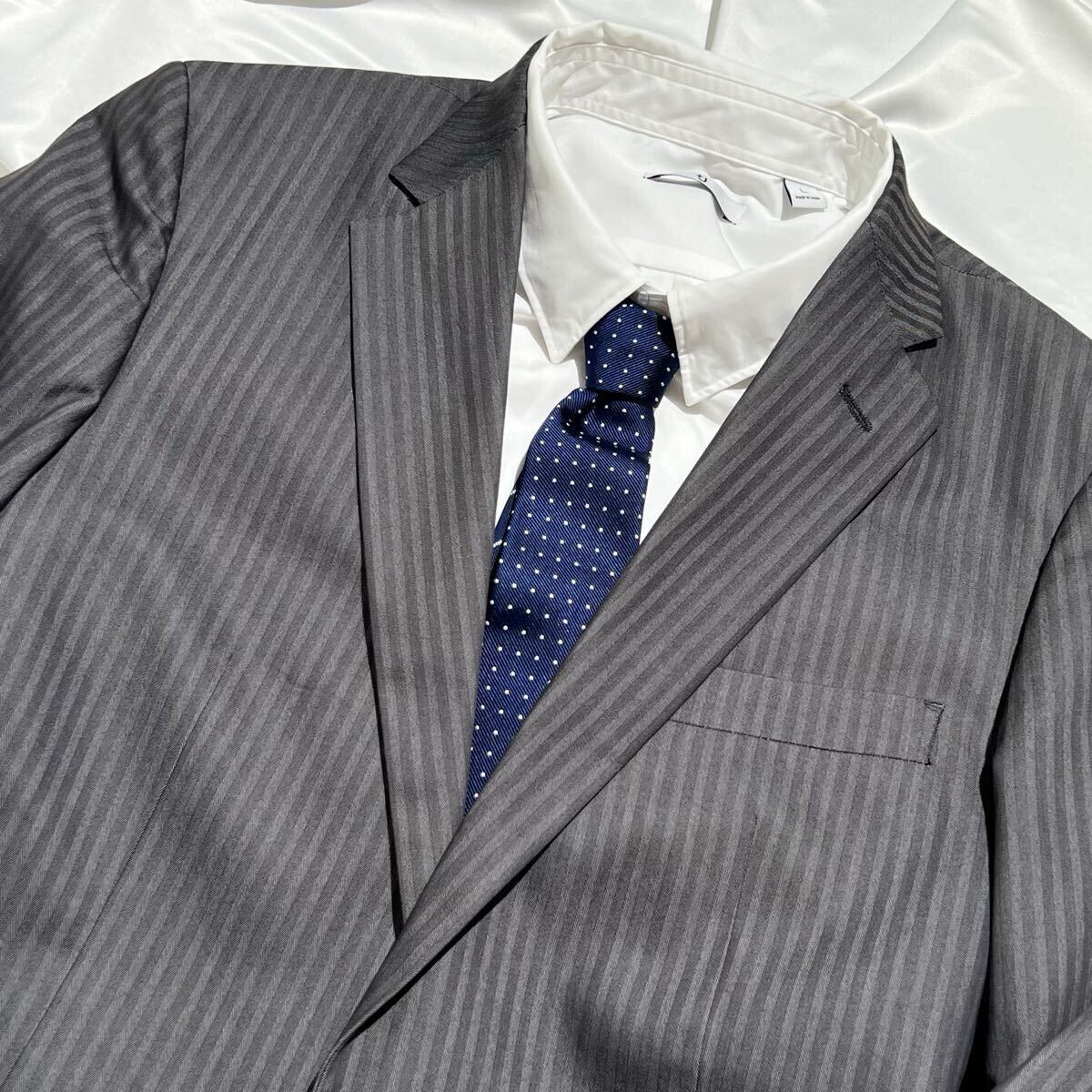 美品!!!! 希少L!!!! COMME CA ISM【品格のストライプ】コムサイズム スーツ セットアップ シングル 2B グレー ストライプ 総裏 ブルー B94_画像3