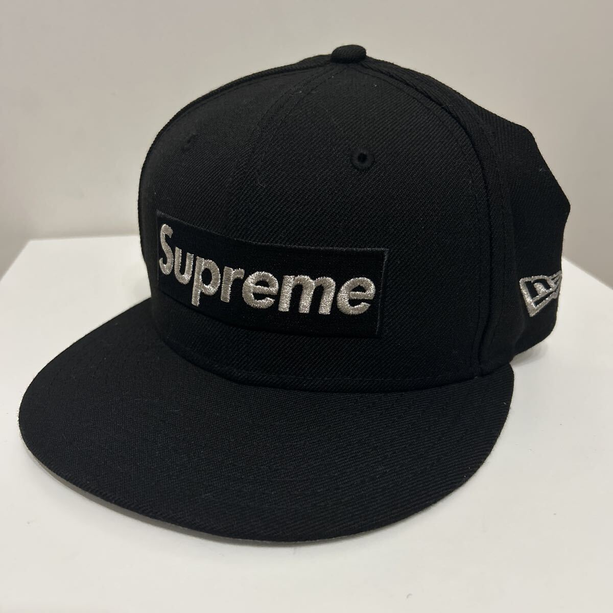 Supreme シュプリーム ボックスロゴ ニューエラ New Era キャップ ブラック ベースボールキャップ 7 5/8 60.6cm Box Logo_画像1