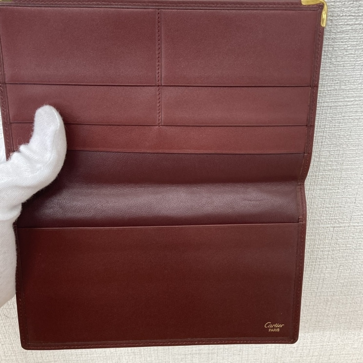 Cartier 札入れ　ワインレッド　ゴールド金具