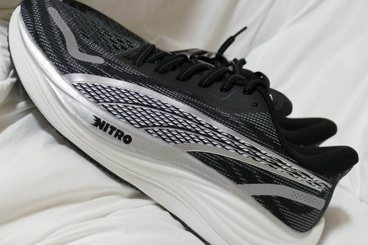 KPK12★2025年モデル★サンプル品★PUMA★プーマ★ディヴィエイトニトロ 3ランニングシューズ★27.0/BK_画像4
