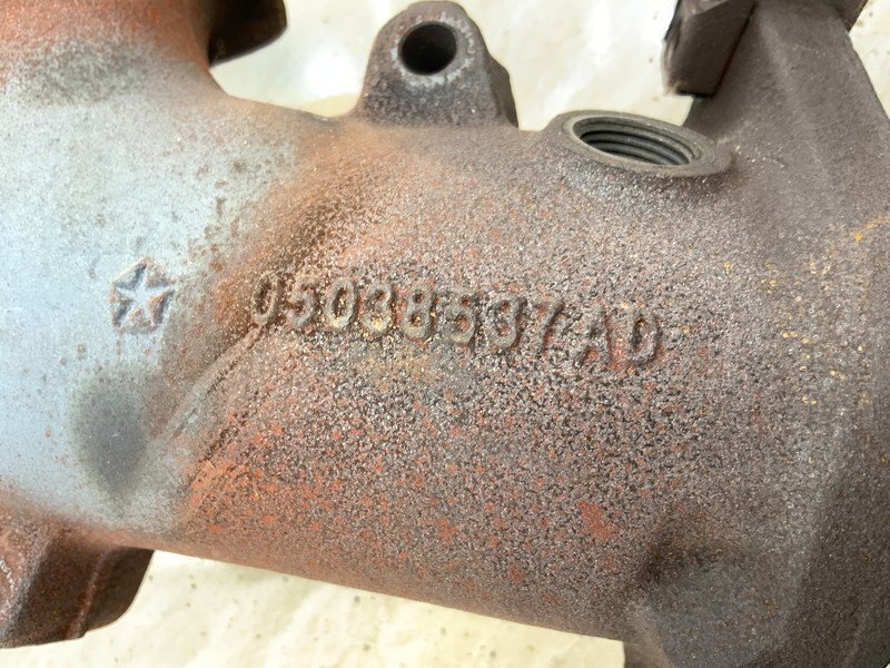 JE004 WK57A ジープ グランドチェロキー SRT8 HEMI 6.4L 左バンク エキマニ/エキゾースト マニホールド ★破損無し ◎ ★即決_画像5