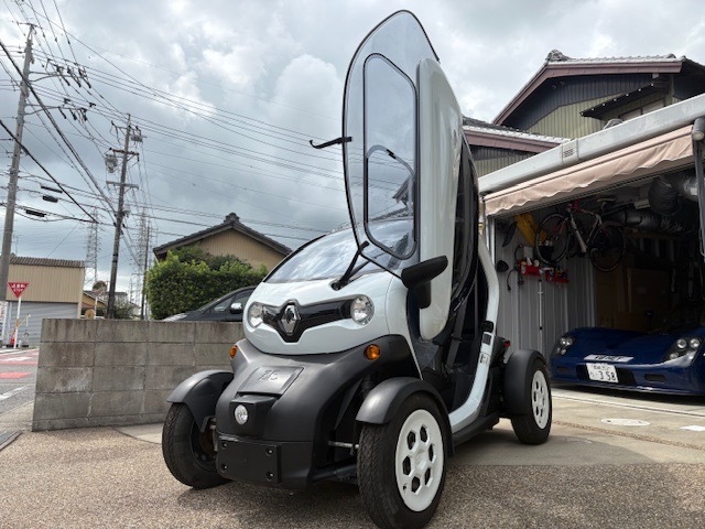 ほぼ新車の様な距離　614km！希少な電動モビリティRENAULT TWIZY ルノー トゥイージー　後期　訳あり　奇跡の距離_画像8