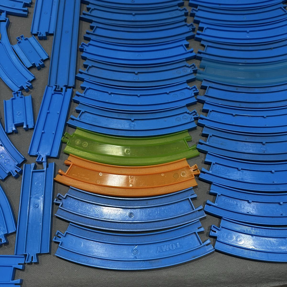 プラレール レール 線路 大量まとめ売り 直線 分岐 曲線 ポイントレール ストップレール など タカラトミー ⑦100_画像3