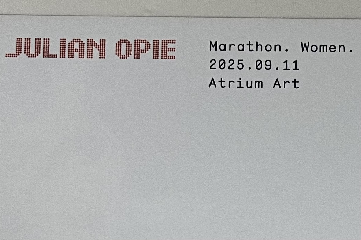  ограничение коврик рамка товар /Julian Opie[Marathon Women 2025.09.11]( Julien *opi-)