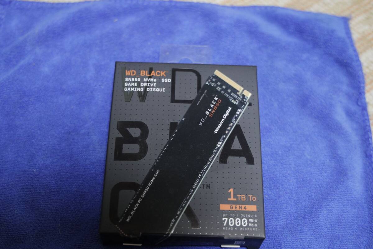 WD_Black SN850 NVMe WDS100T1X0E-00AFY0_画像1