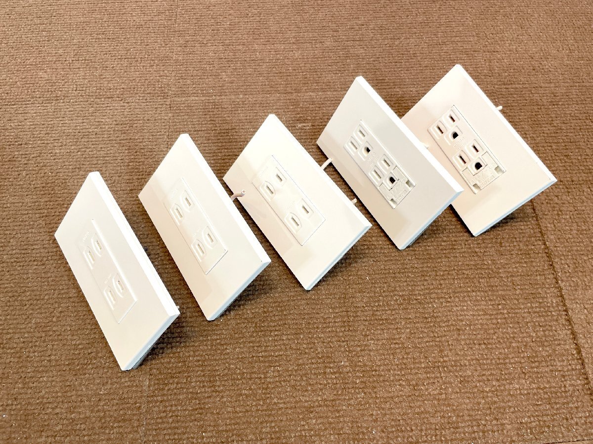 【福岡】コンセント アソート◆JIMBO◆電材◆配電用品◆モデルR展示設置品◆CR852_Kh_画像2