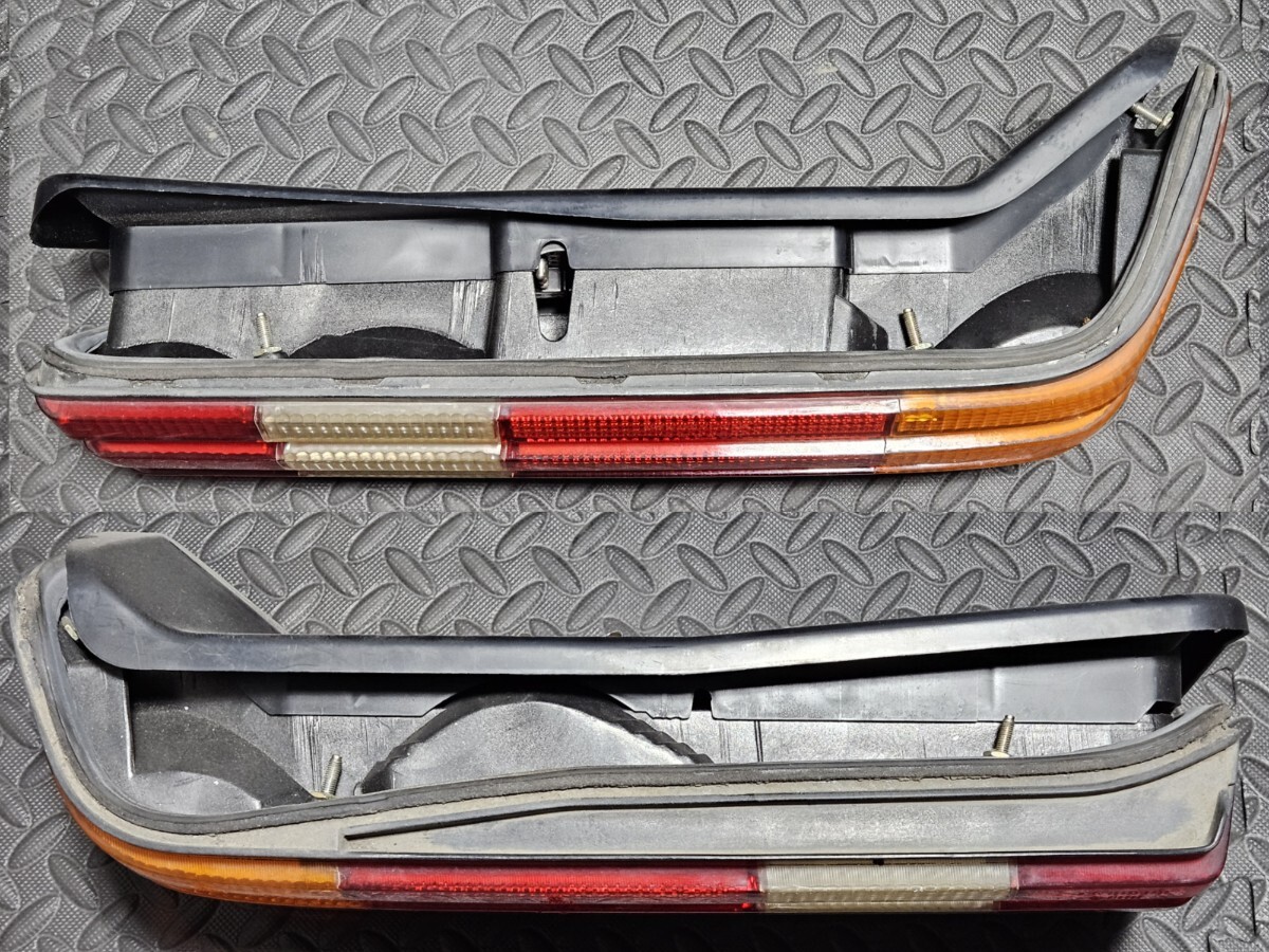 ◆正規品◆メルセデスベンツ W126 Sクラス 純正 ノーマル テールライト テールランプ 左側 裏カバー付き 0053316R38 1268201564 _画像8