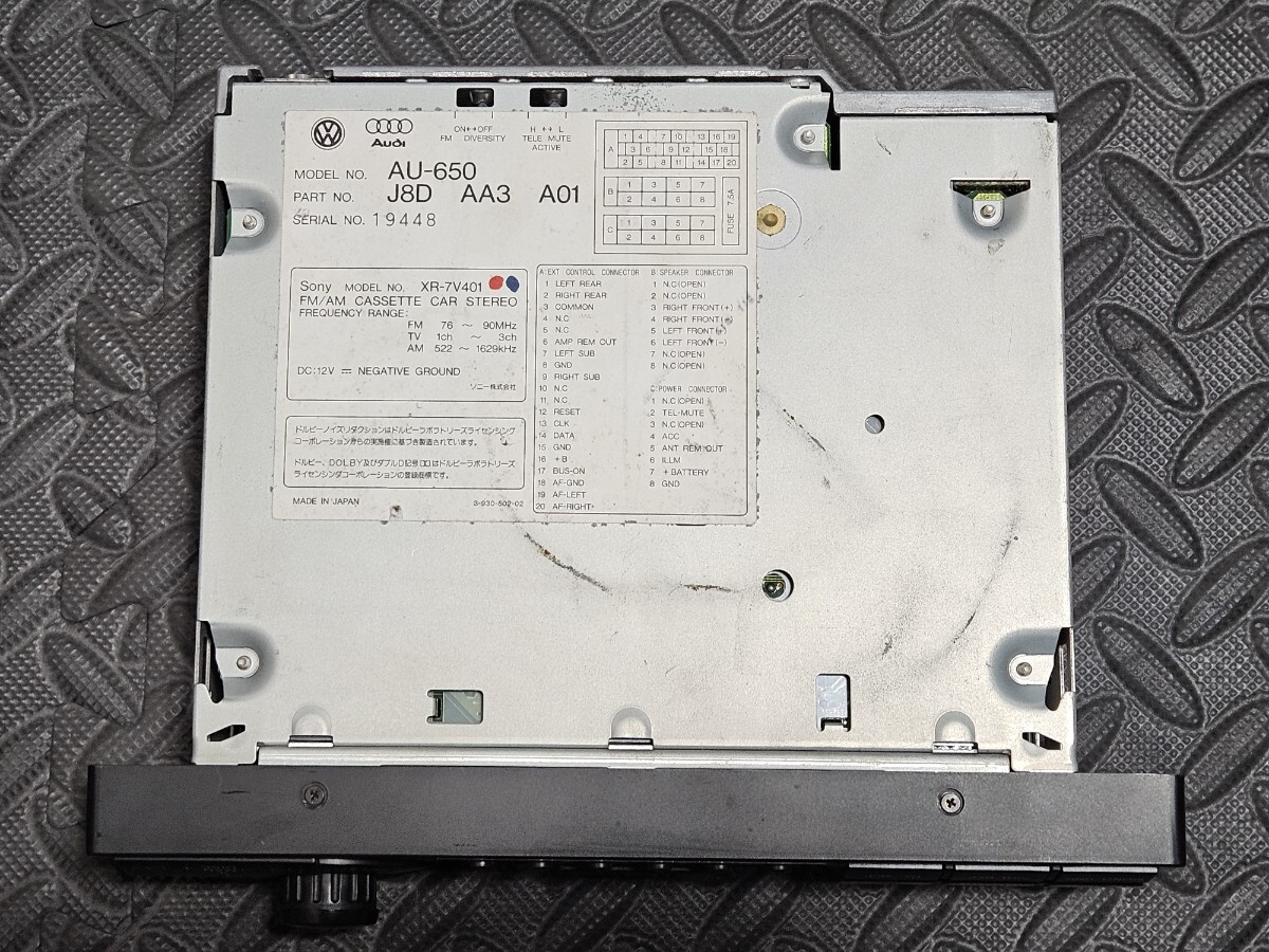 ◆希少/当時物◆Audi(アウディ) 純正部品 カーステレオ AM/FM カセットテープ プレイヤー 品番:AU-650/J8D AA3 A01_画像5