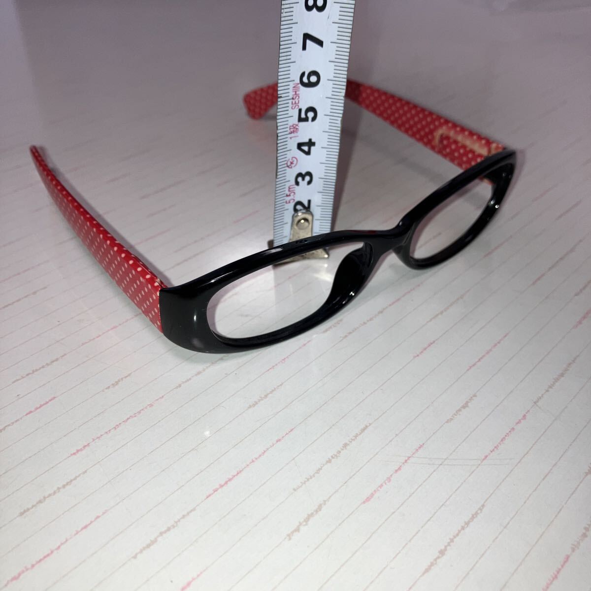 メガネ 伊達メガネ ※中古品 ※レンズ無し ホコリ キズ 汚れ 色褪せ 眼鏡 めがね だて 赤系 軽量 おしゃれ キュート ミニーちゃん柄_画像10