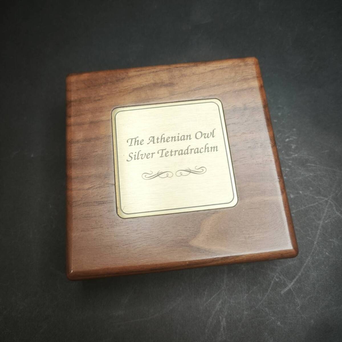 フランクリンミント社 The Athenian Owl Silver Tetradrachm フクロウ アテネ コイン 硬貨 ケース付_画像2