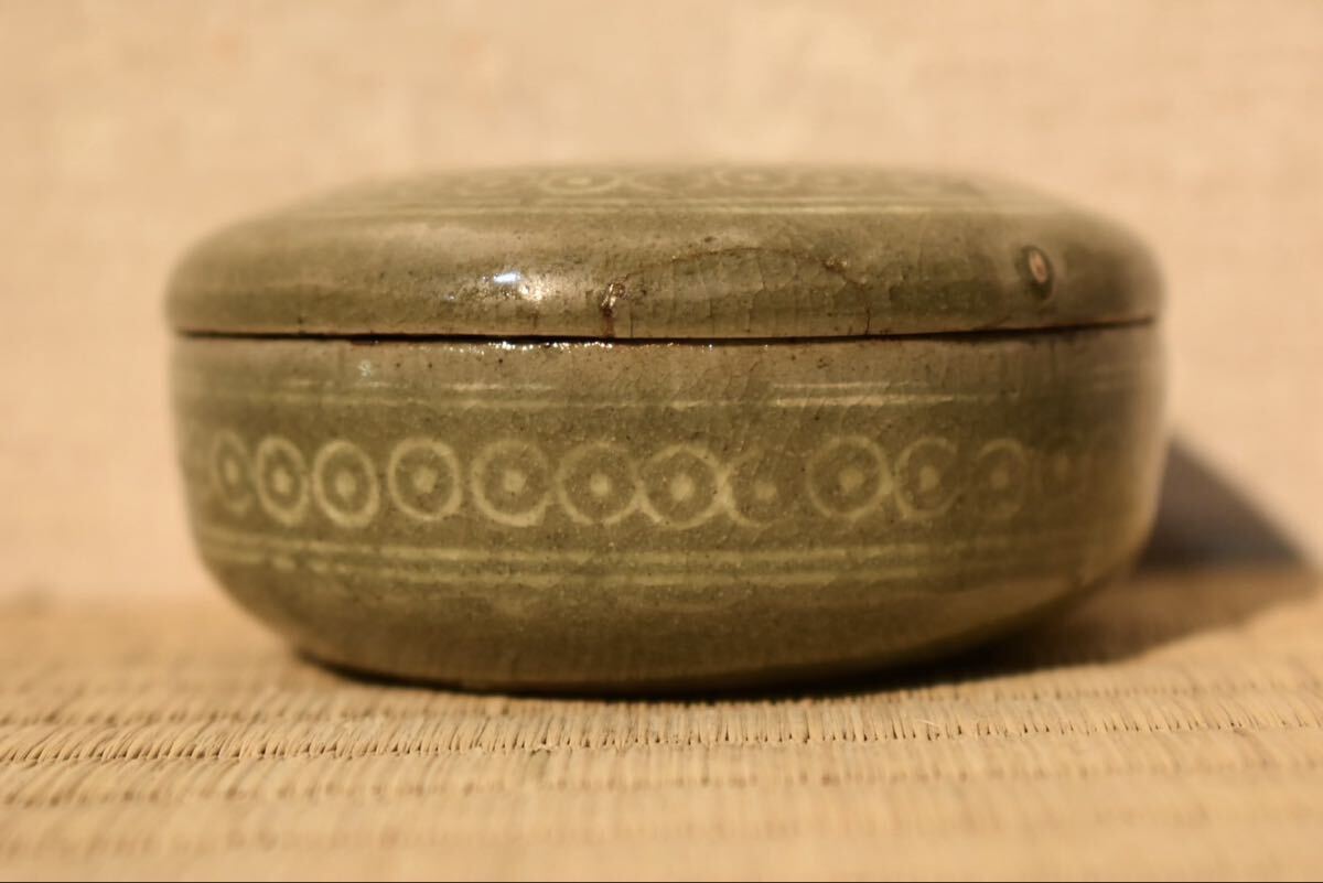 【GE】E496◆李朝・高麗コレクター放出品◆時代 高麗青磁香合/中国古玩 朝鮮美術 香道具 盒子 蓋物 骨董品 時代品 美術品 古美術品 韓国 ow_画像2