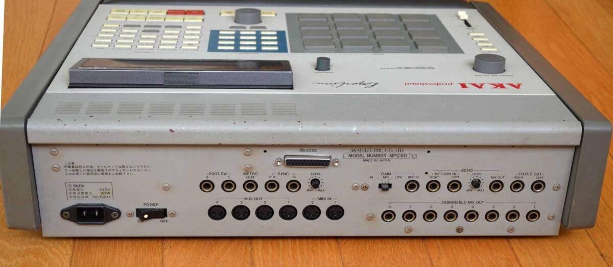 AKAI Profesional MPC60 _画像3