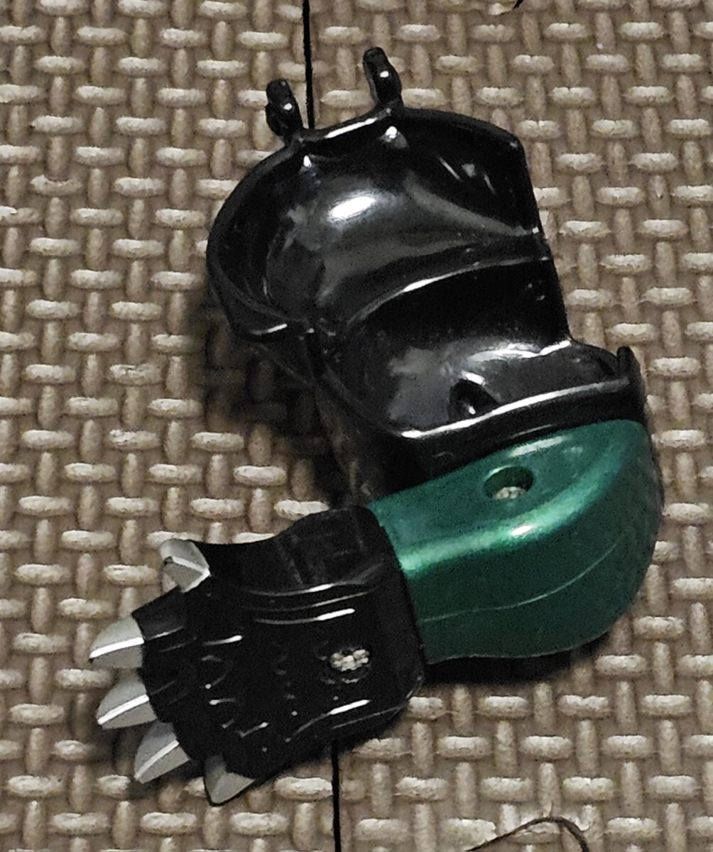 バンダイ製 百獣戦隊ガオレンジャー DX百獣合体ガオハンター の右前足 (部品、パーツ)_画像3