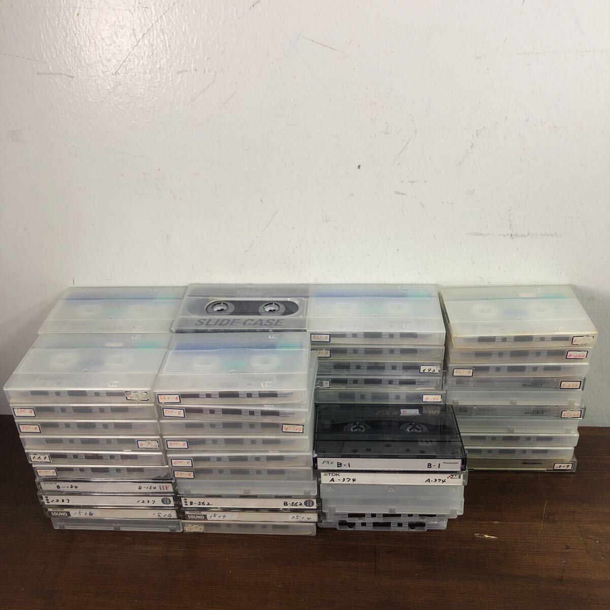 使用済み　中古品　カセットテープ 色々６６点まとめて _画像1