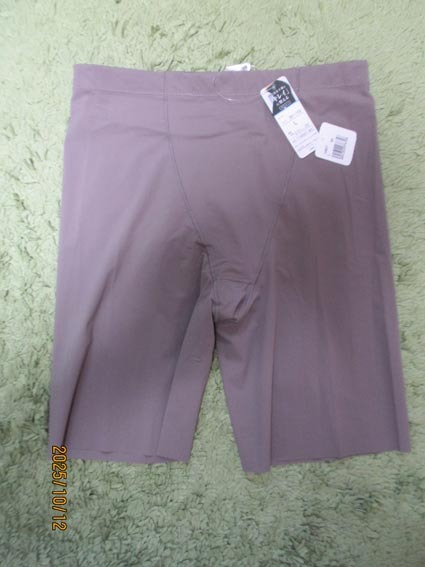 ガードル ショーツ 4分丈ボトム メンズ レディース ジム フィットネス ランニング サイズL 送料無料 タグ付き新品 モカ ベージュ_画像1