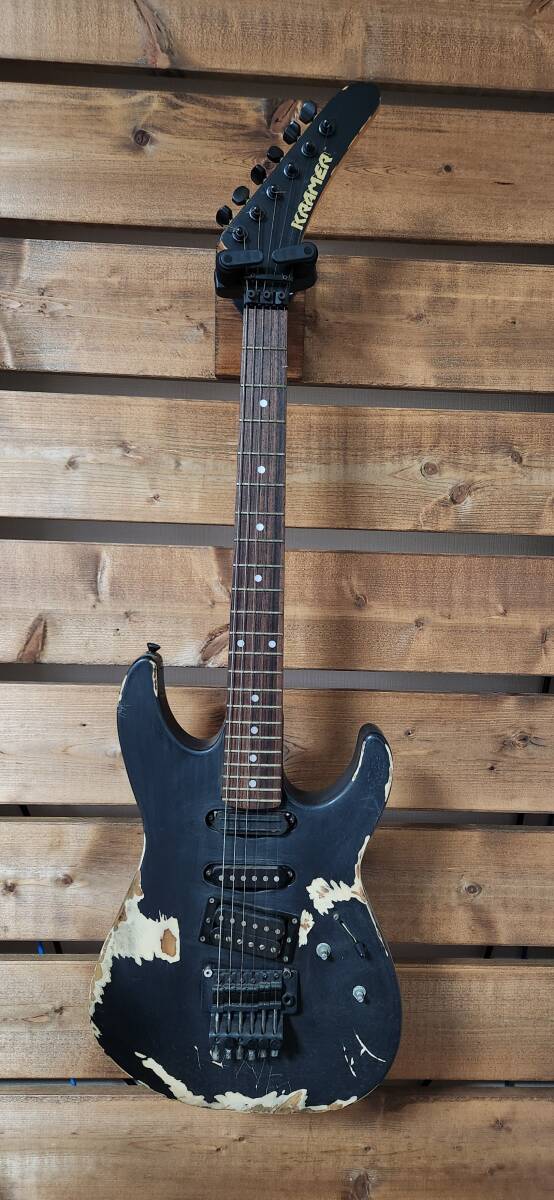 Kramer エレキギター（80s Neptune NJ プレート／HSS／Floyd Rose系）