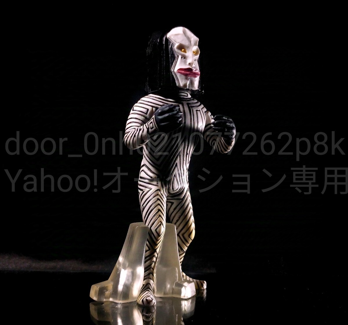 円谷プロ ULTRAMAN DADA FIGURE ウルトラマン 「人間標本5・6」 三面怪人 ダダ (C) フィギュア _画像1