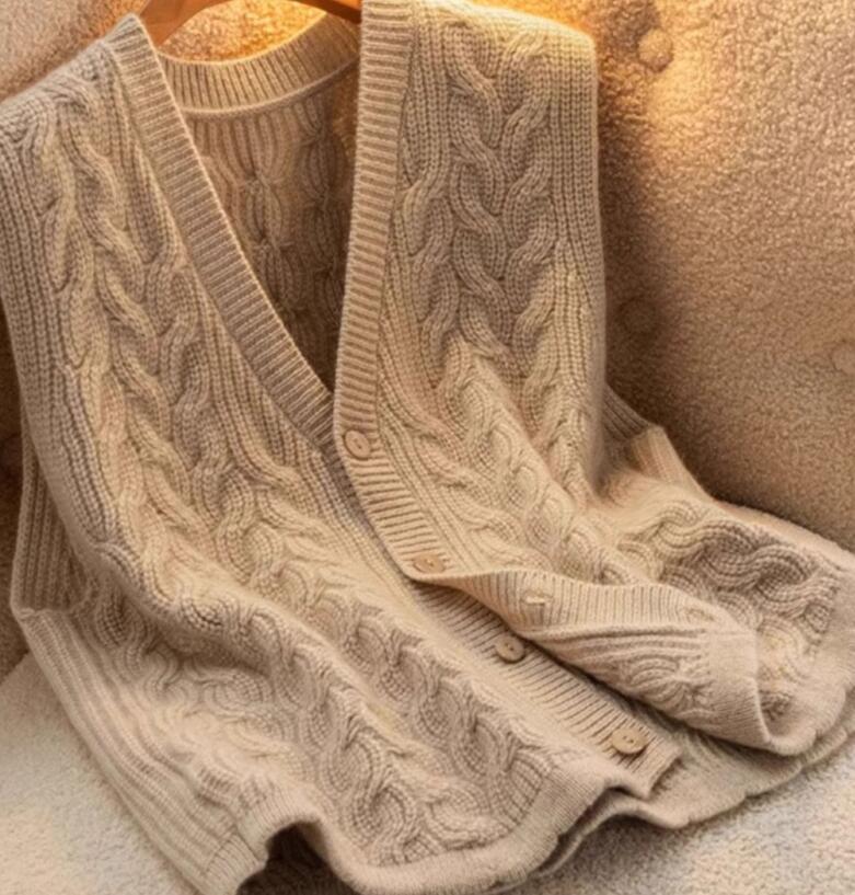 人気秋冬~ニットベスト トップス Vネック 前開き レディース ニット ジレ おしゃれ 大きいサイズ 着痩せ 重ね着 セーター 通勤 羽織 杏_画像4