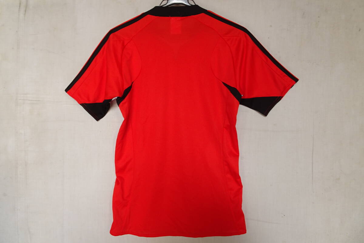 adidas/アディダス/半袖Tシャツ/速乾性/黒3本ラインテープ/白・黒切替配色/スポーツ/赤/レッド/Sサイズ(10/6R7)_画像2