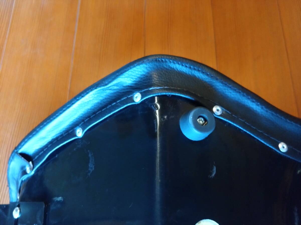 ガレージT&F製 シャドゥ400 シャドウ400 スタッド付きコブラシート(タックロール) 綺麗!2024年製 SHADOW NC34 _画像9